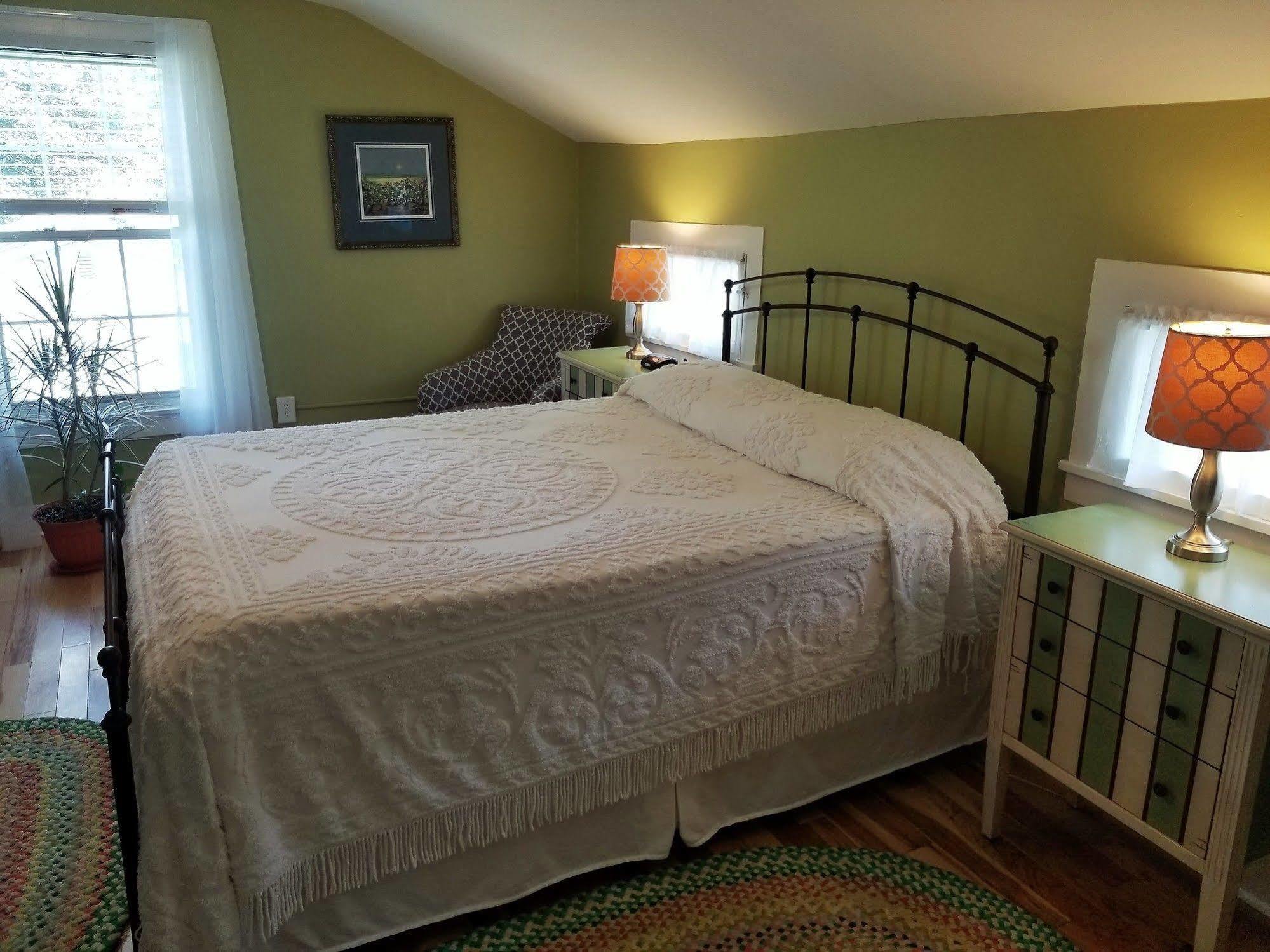 The Blackberry Inn Bed & Breakfast Watkins Glen Exterior foto